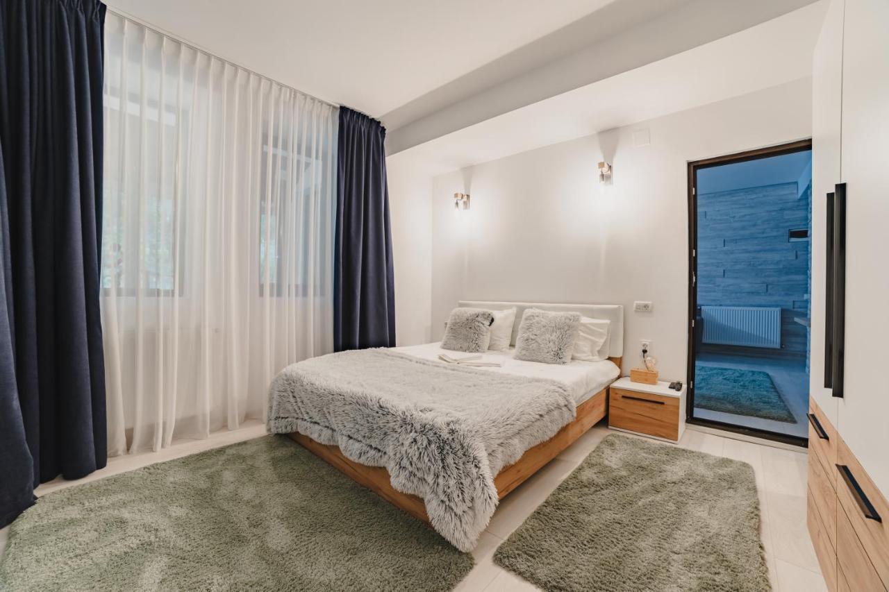Prestige Luxury Apartment เปรดัล ภายนอก รูปภาพ