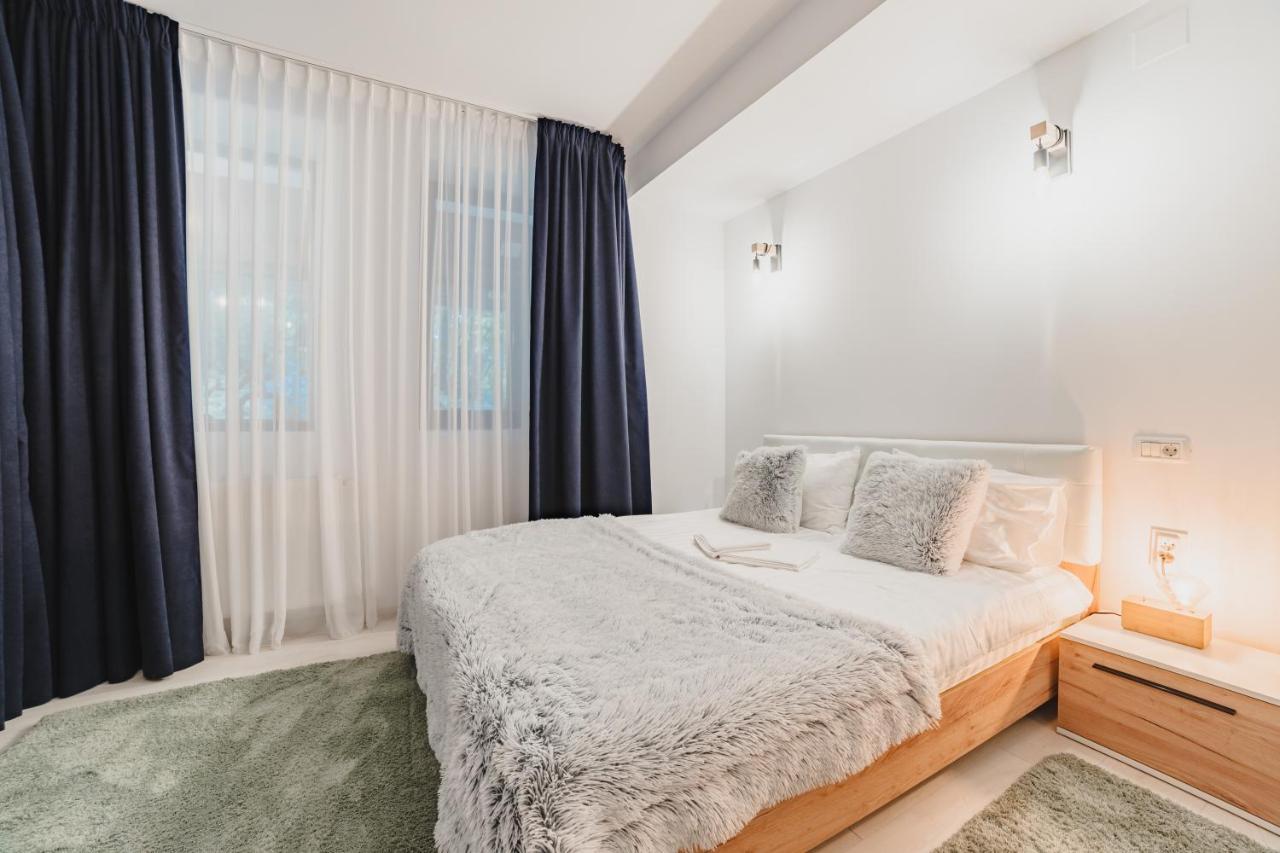 Prestige Luxury Apartment เปรดัล ภายนอก รูปภาพ